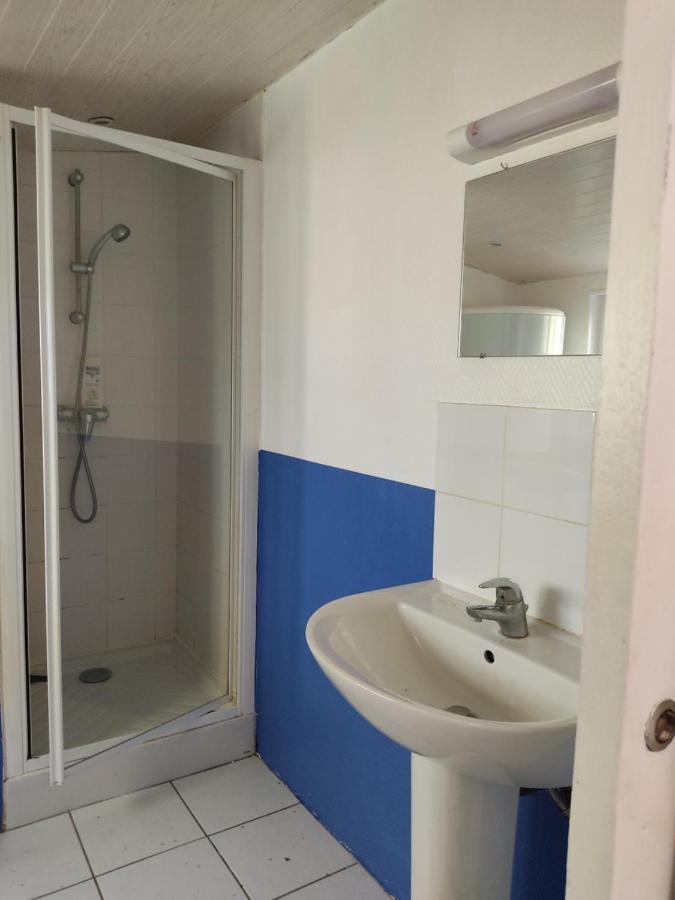 Petite maison du manoir de Keryvoas Kerlouan Extérieur photo